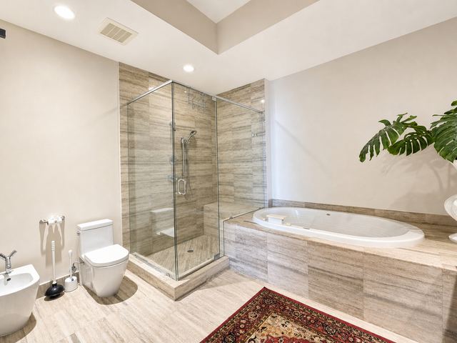 Residence 4007 property photo 24