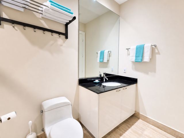 Residence 4007 property photo 31